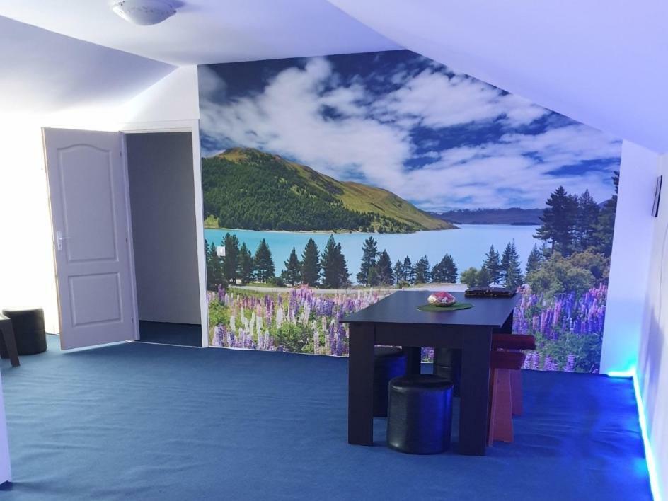 Vila Restaurant Angellys Tuzla Esterno foto